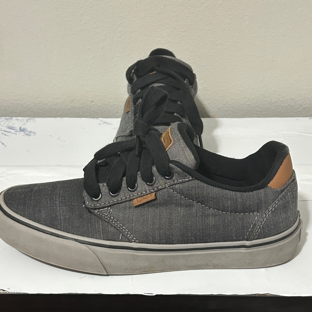 VANS - Picture 4 of 7